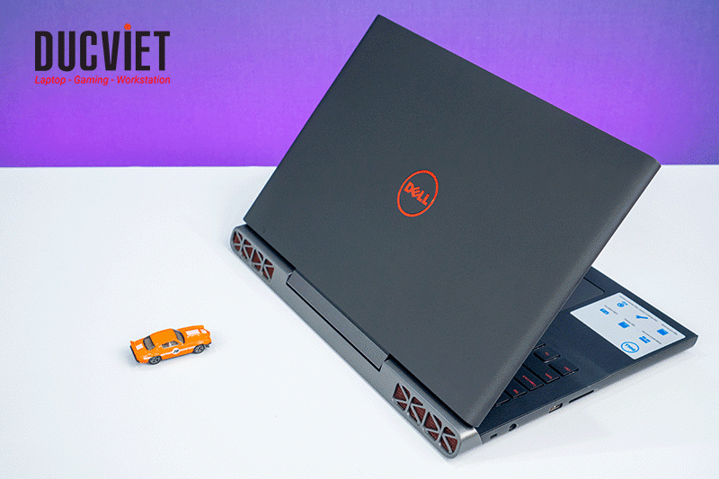 Dell inspiron 7567 i5 7300hq top